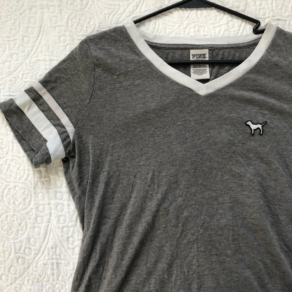 vs PINK T-shirt